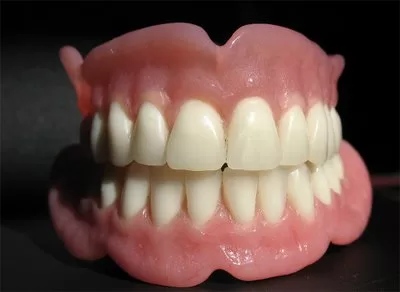 Prótesis dentales a domicilio
